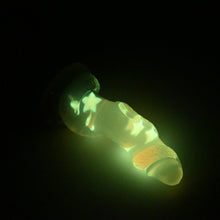 Load image into Gallery viewer, 32THQ03 Celia Small NC 0031 UV GITD CS
