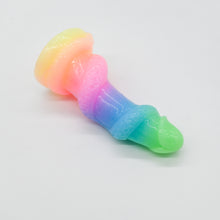 Load image into Gallery viewer, 33SHQ06u Celia Medium 0030 UV GITD GHU
