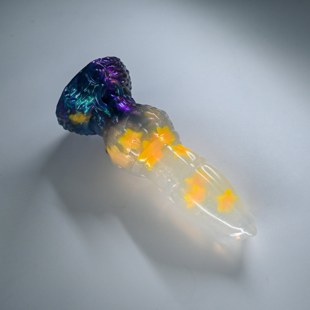 62THQ31 Hellion Small NC 0031 UV GITD CS