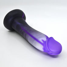 Load image into Gallery viewer, Z3SFQ29 Caelus Medium 0030 UV GITD
