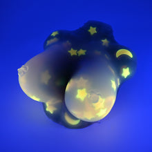 Load image into Gallery viewer, D4THQ57 Celeste Large NC 0031 UV GITD CS
