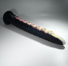 Load image into Gallery viewer, E3MGP39 Illex Medium 0050 CS
