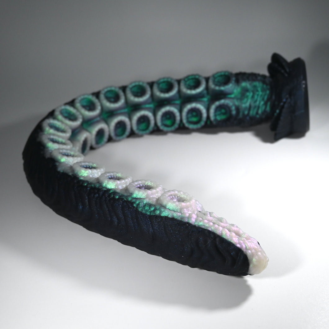 E4MGP42 Illex Large 0050 CS