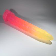 Load image into Gallery viewer, E3TFN86 Illex Medium NC 0031 UV CS
