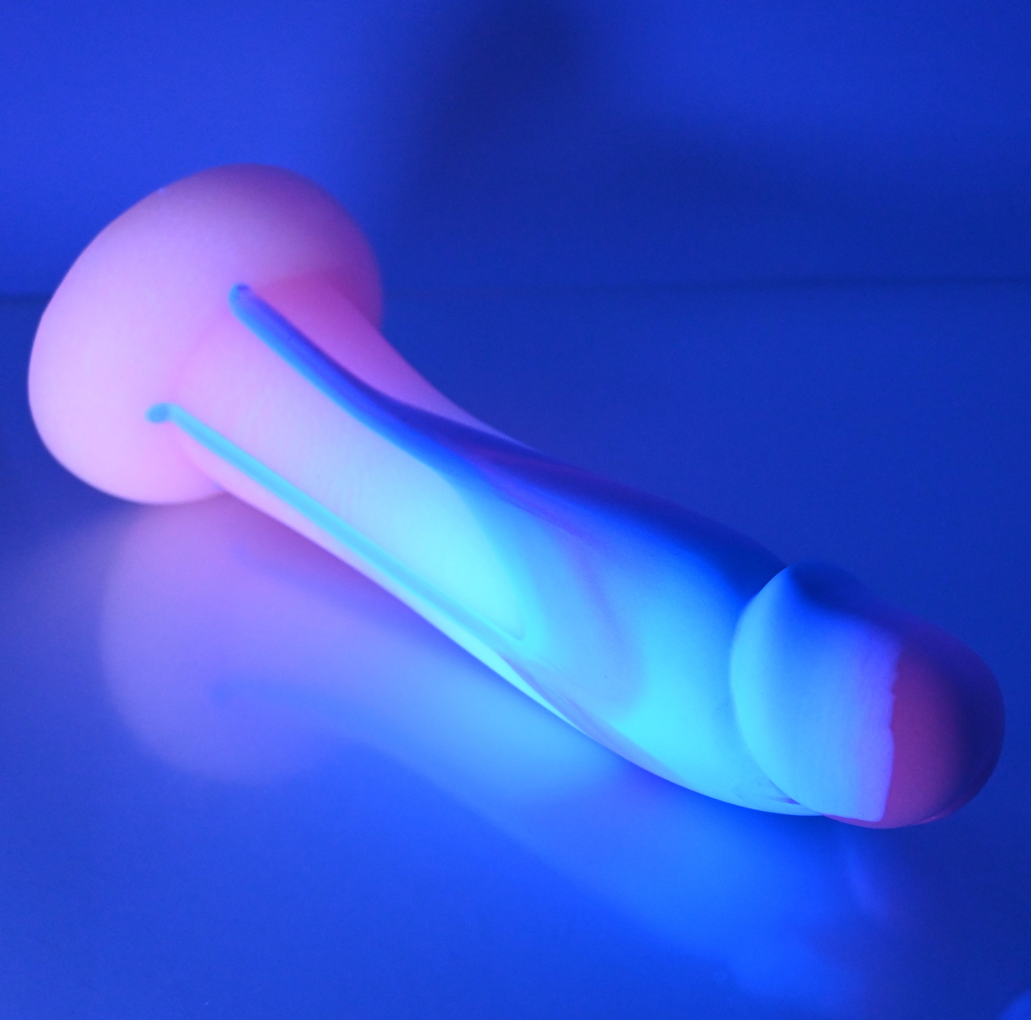 Z4SEP79 Caelus Large 0030 UV GITD