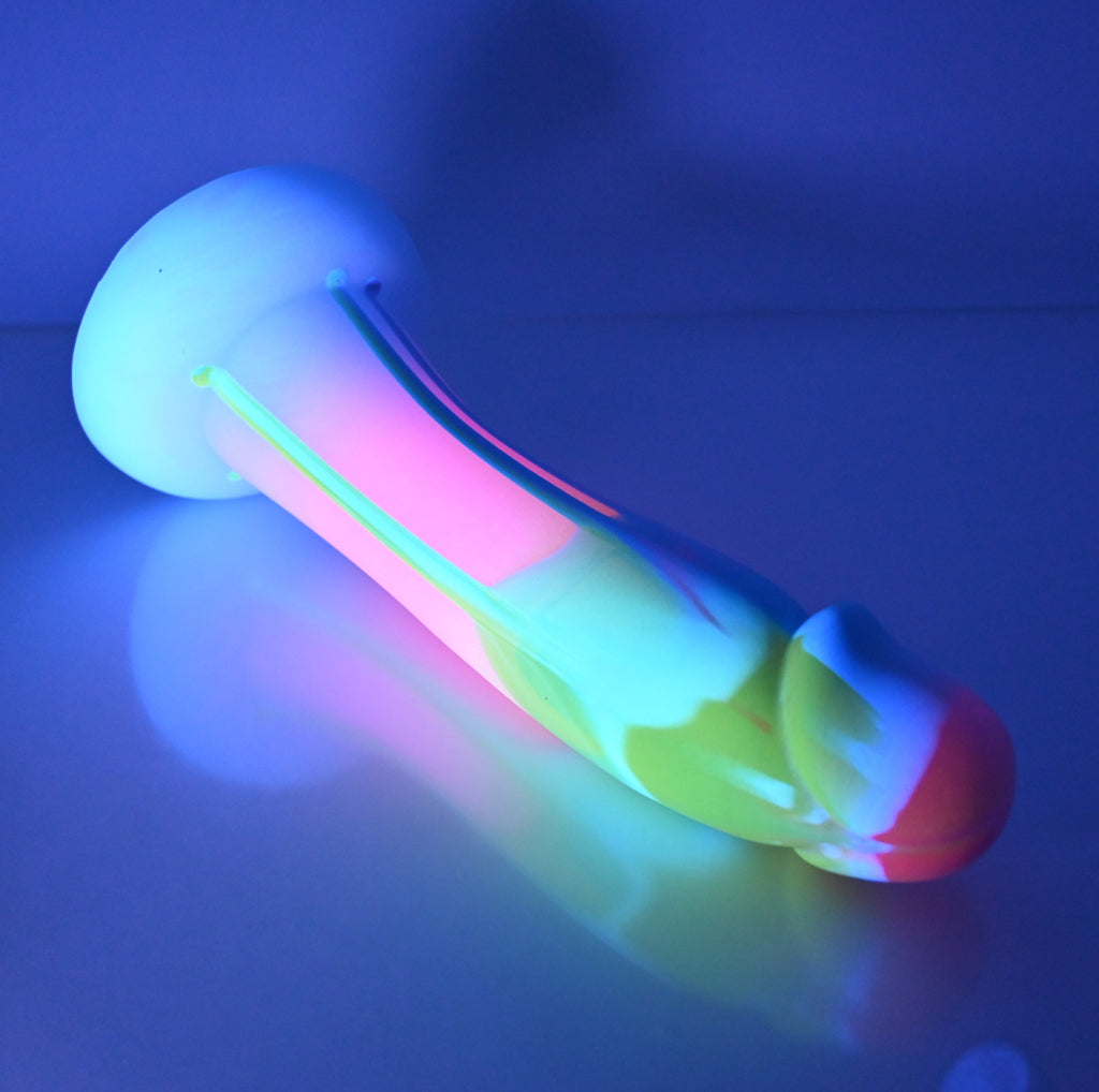 Z4SEP81 Caelus Large 0030 UV GITD