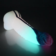 Load image into Gallery viewer, T2MEP04 Titan Small 0050 UV GITD
