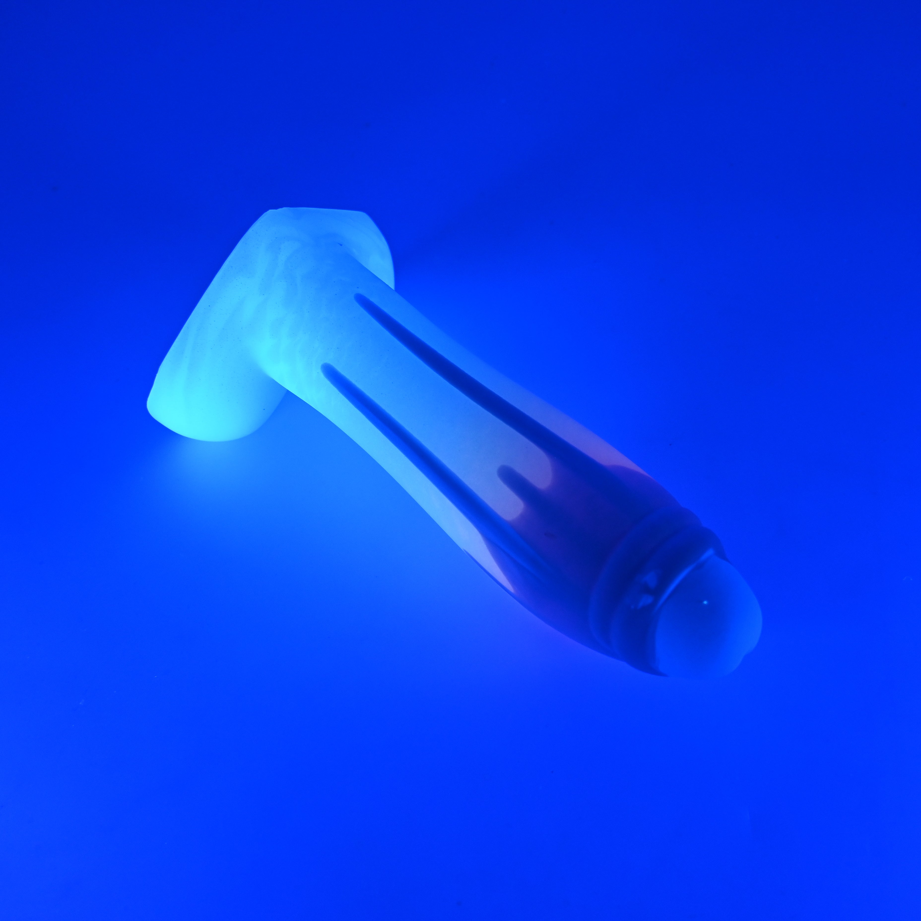 Q3SJV96 Aquus Medium 0030 UV GITD