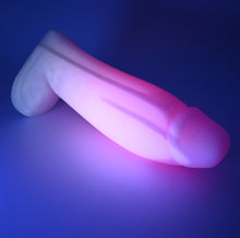 Load image into Gallery viewer, W5SFR84 Tellus XL 0030 UV GITD
