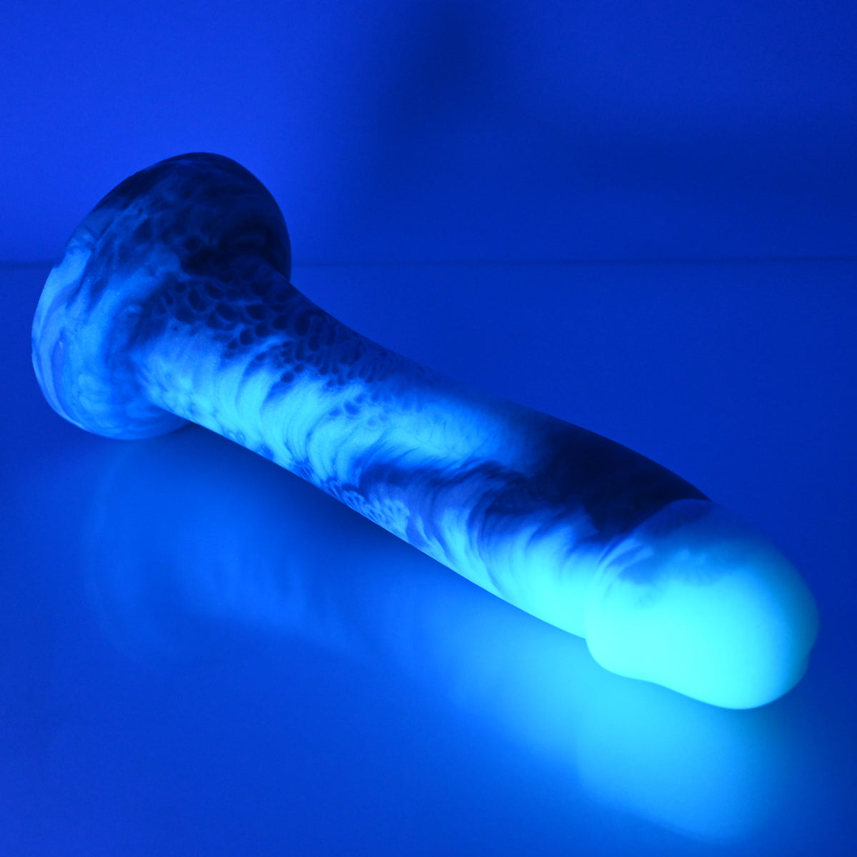 Z4MDQ13 Caelus Large 0050 UV GITD