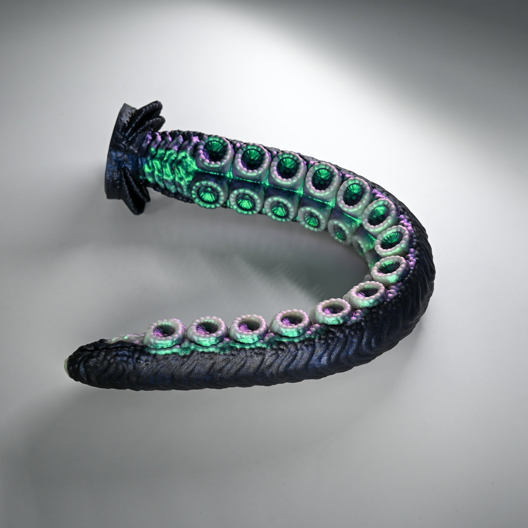 E4SHR00 Illex Large 0030 CS