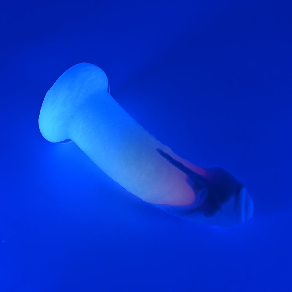 T2SJW08 Titan Small 0030 UV GITD