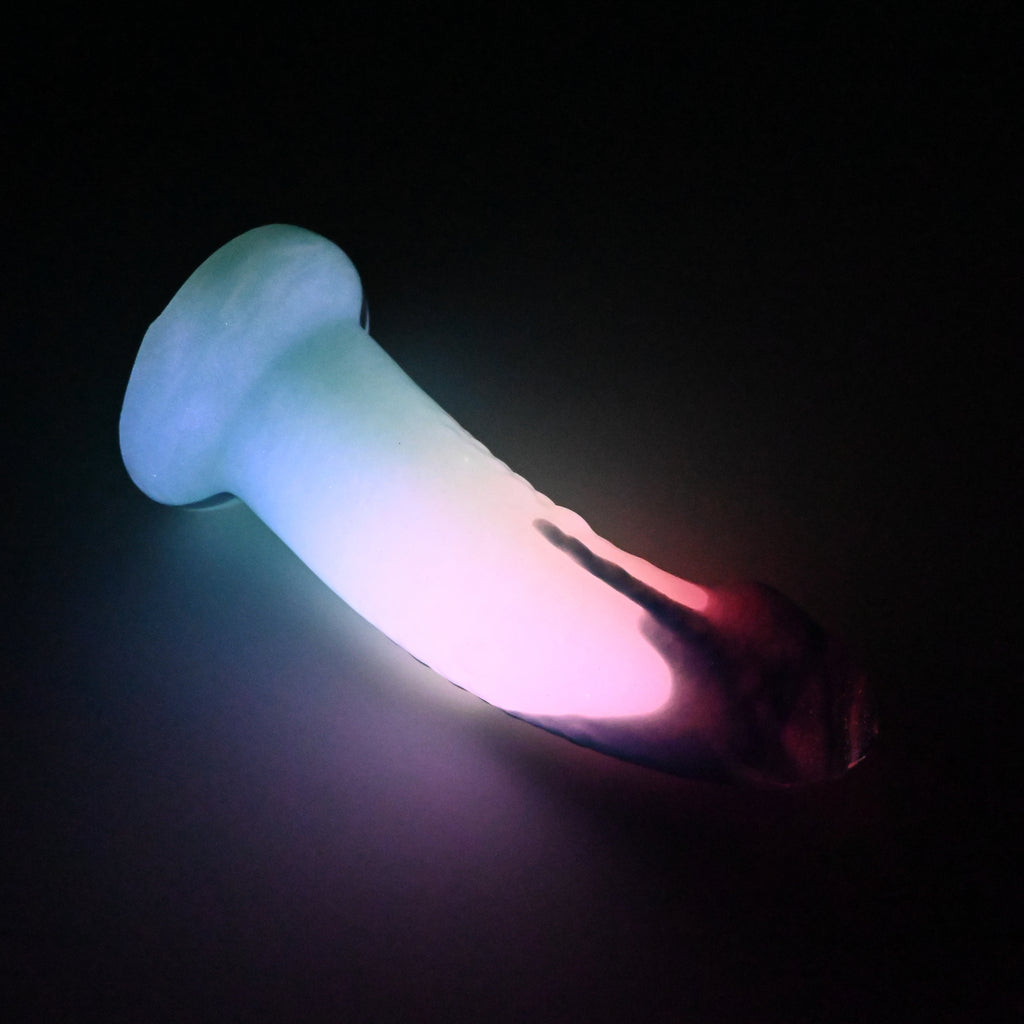 T2SJW08 Titan Small 0030 UV GITD
