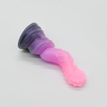 Load image into Gallery viewer, H2SHT62 Hydrae Small 0030 UV GITD
