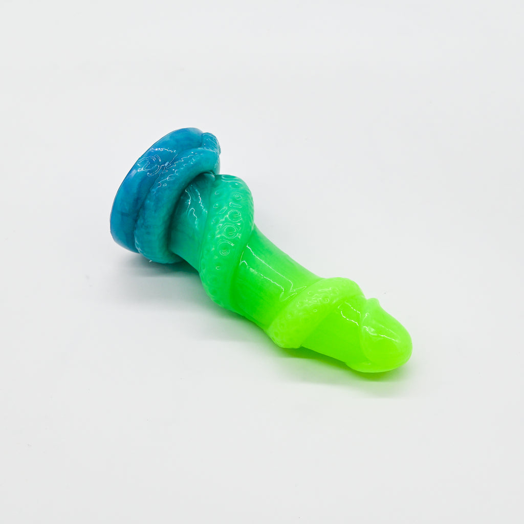 32MJU65 Celia Small 0050 UV GITD
