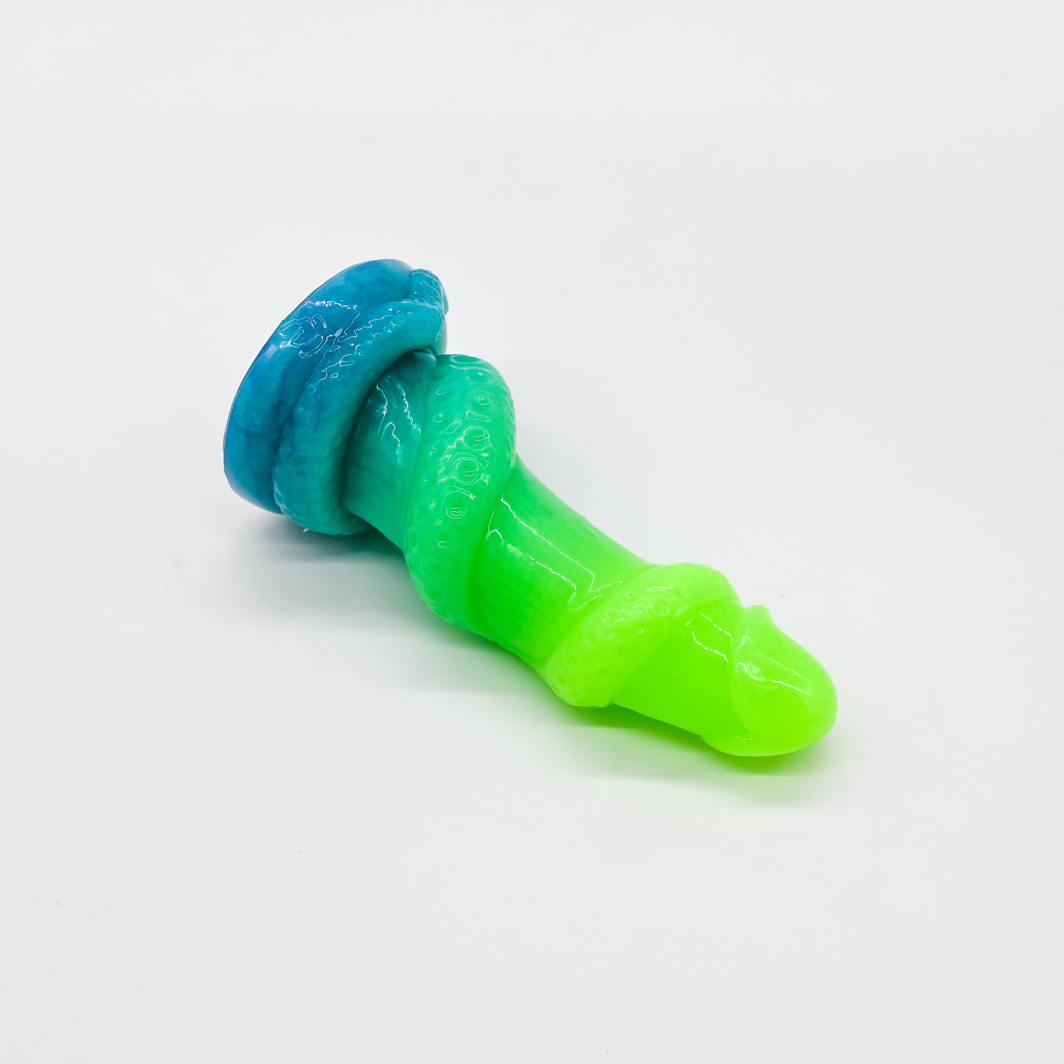 32MJU65 Celia Small 0050 UV GITD