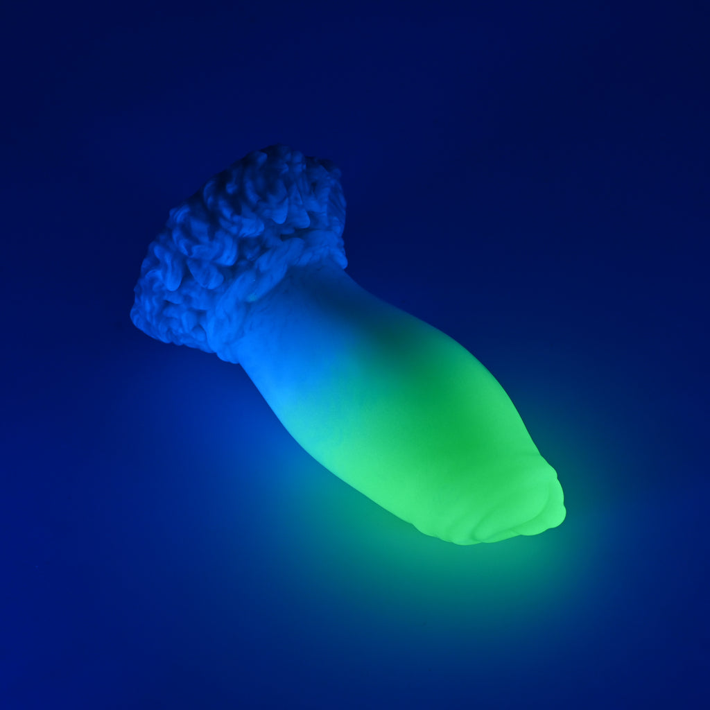 82MJV02 Hue Small 0050 UV GITD