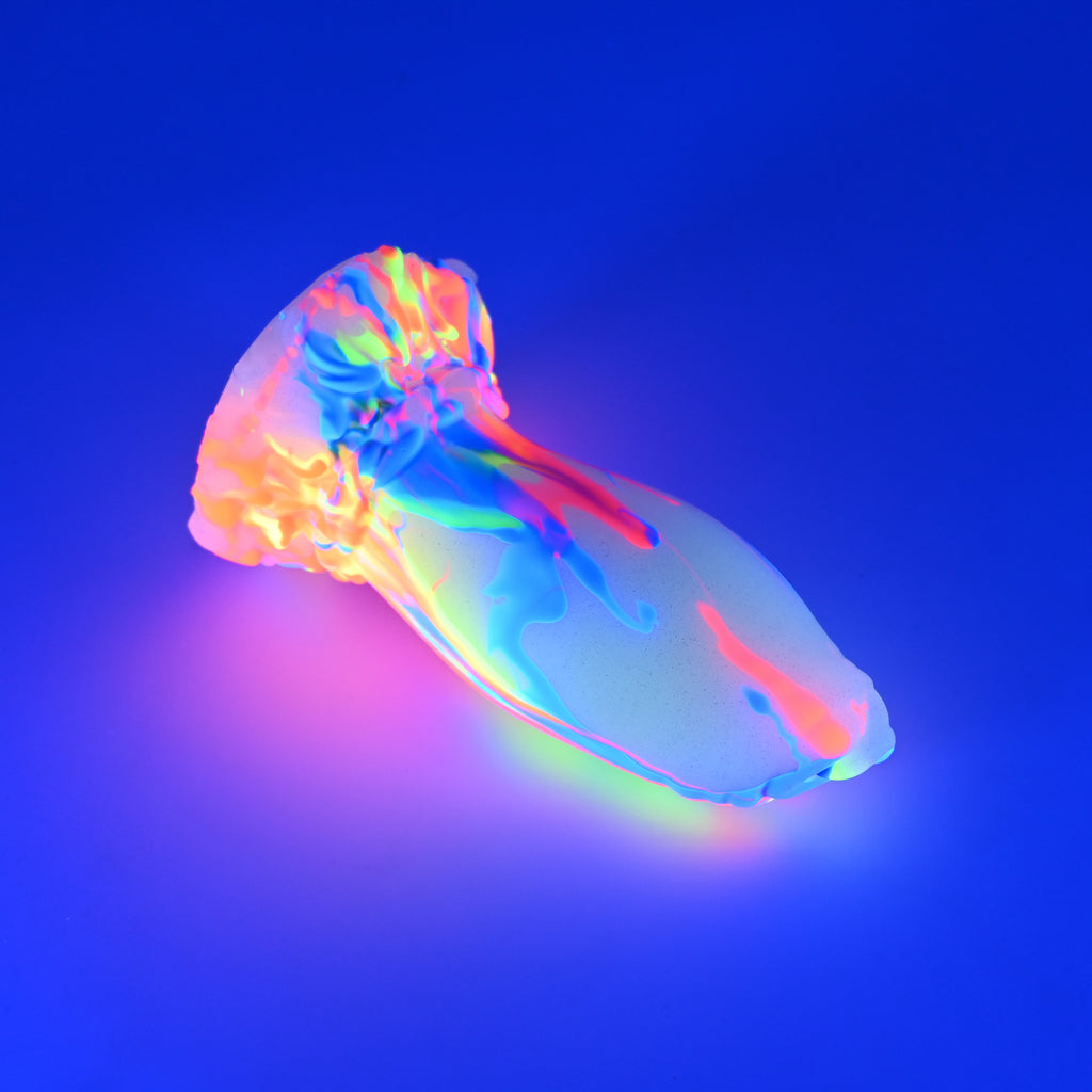 82MJV03 Hue Small 0050 UV GITD