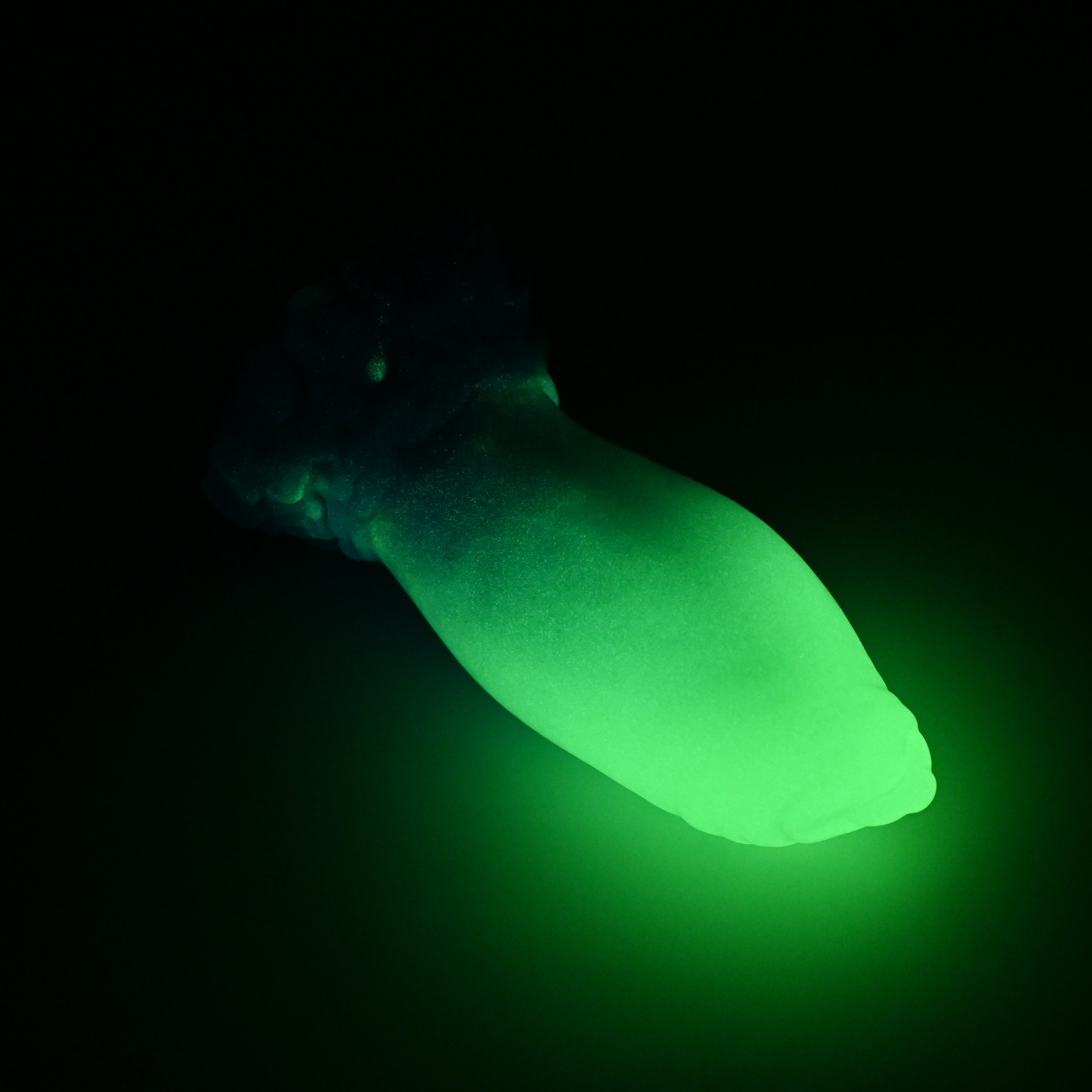83XJV11 Hue Medium 0020 UV GITD
