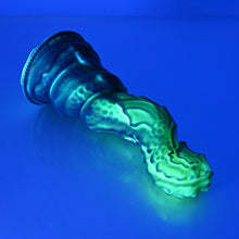 Load image into Gallery viewer, H2XEQ59 Hydrae Small 0020 UV GITD *FLOP*
