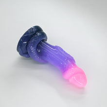 Load image into Gallery viewer, 32SHS95 Celia Small 0030 UV GITD CS
