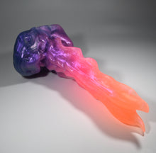 Load image into Gallery viewer, V2TFR47 Snark's Maw Small NC 0031 UV CS
