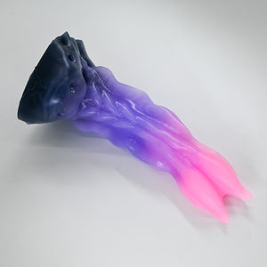 V2SHU18 Snark's Maw Small 0030 UV GITD CS