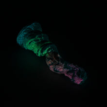 Load image into Gallery viewer, H2SHV21 Hydrae Small 0030 UV GITD
