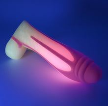 Load image into Gallery viewer, Q3SFS85 Aquus Medium 0030 UV GITD
