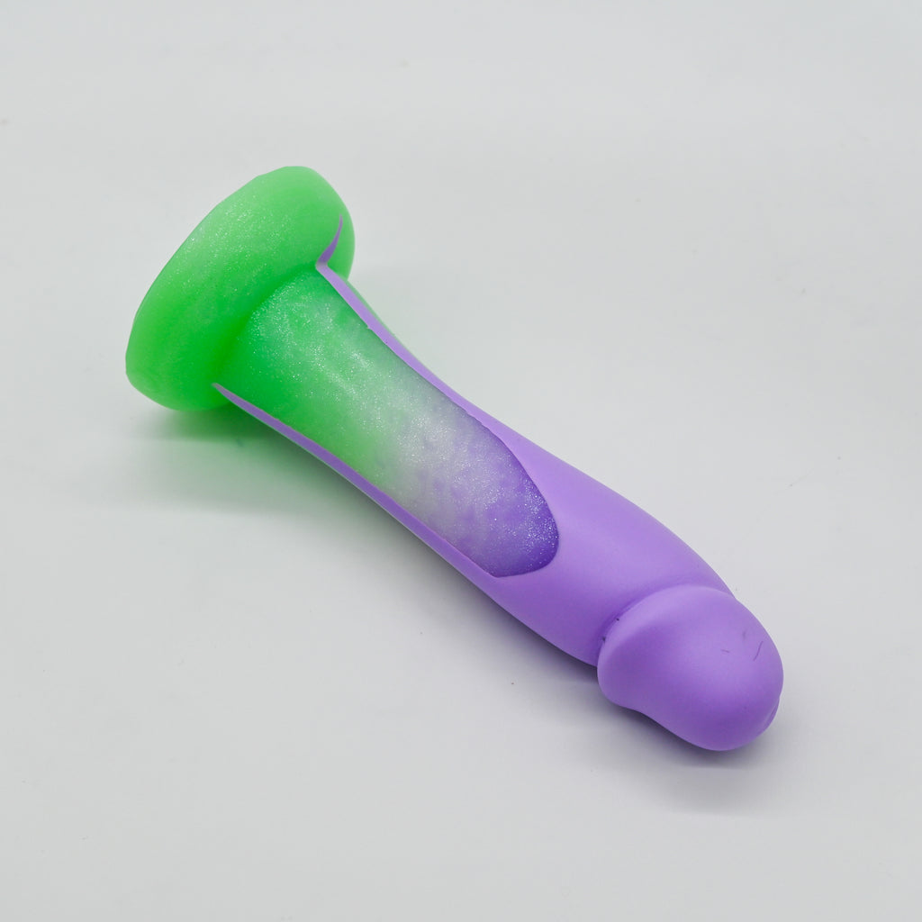 Z2MJY55 Caelus Small 0050 UV GITD