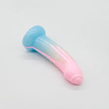 Load image into Gallery viewer, T2XHV53 Titan Small 0020 UV GITD
