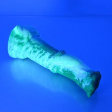 Load image into Gallery viewer, K2MEQ81 Kitalpha Small 0050 UV GITD
