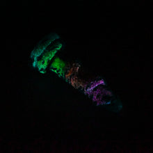 Load image into Gallery viewer, 32SHU45 Celia Small 0030 UV GITD
