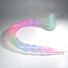 Load image into Gallery viewer, S3TGU02 Sera's Horn Medium NC 0031 UV CS
