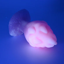 Load image into Gallery viewer, F4SFS34 Dragonfruit Plug Large 0030 UV GITD

