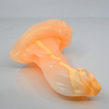 Load image into Gallery viewer, R2MER65 Oberon Small 0050 UV GITD *FLOP*
