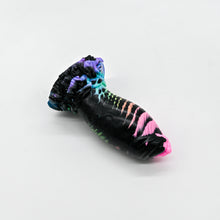 Load image into Gallery viewer, 82SHU80 Hue Small 0030 UV GITD
