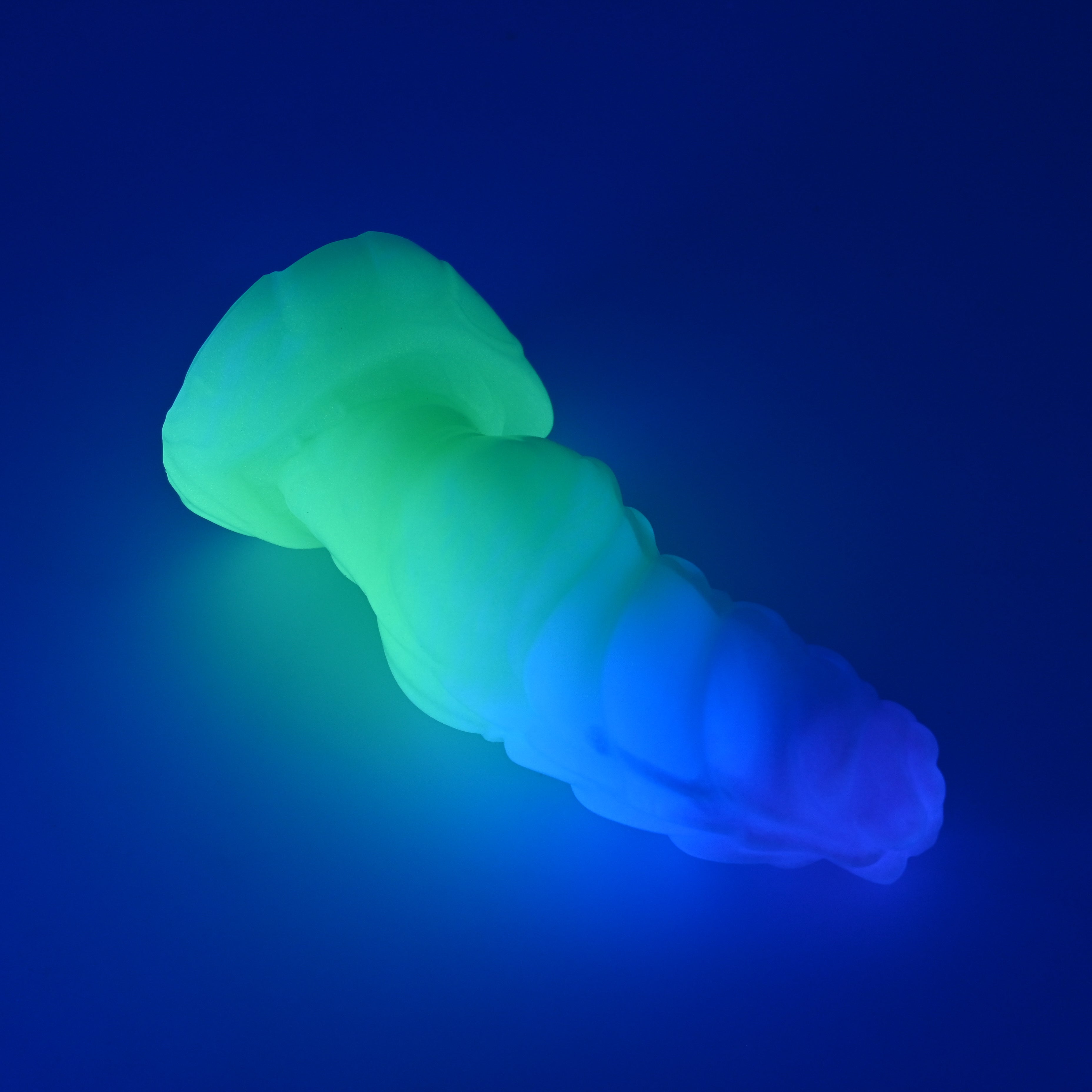 P2SJX77 Pluto Small 0030 UV GITD CS