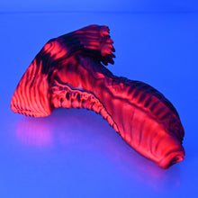 Load image into Gallery viewer, X2SES48 Shin Small 0030 UV GITD
