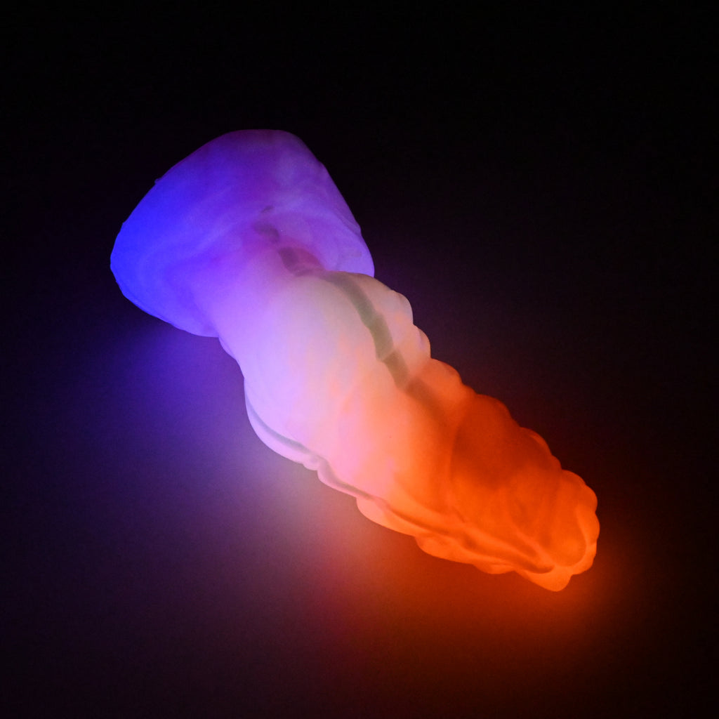 P3SJX83 Pluto Medium 0030 UV GITD CS