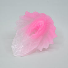 Load image into Gallery viewer, C2SFT85 Calypso Small 0030 UV GITD
