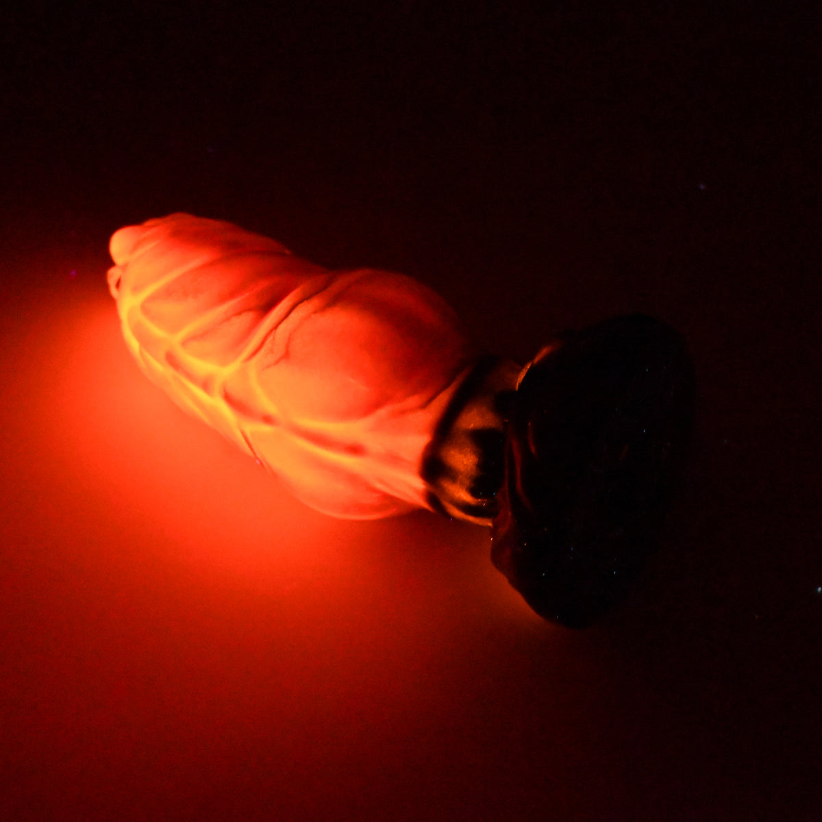 P4SJX85 Pluto Large 0030 UV GITD