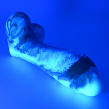 Load image into Gallery viewer, Q3MGV53 Aquus Medium 0050 UV GITD
