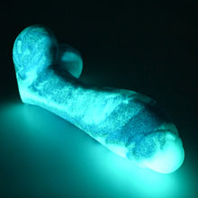 Load image into Gallery viewer, Q3MGV53 Aquus Medium 0050 UV GITD
