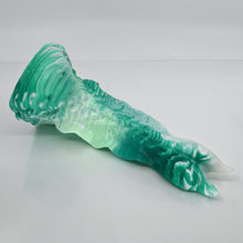 Load image into Gallery viewer, V2MER97 Snark's Maw Small 0050 UV GITD
