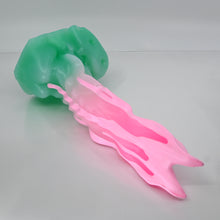Load image into Gallery viewer, V3XER99 Snark's Maw Medium 0020 UV GITD
