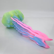 Load image into Gallery viewer, V4MER00 Snark's Maw Large 0050 UV GITD
