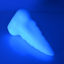 Load image into Gallery viewer, D2SEQ33 Dragon Tail Small 0030 UV
