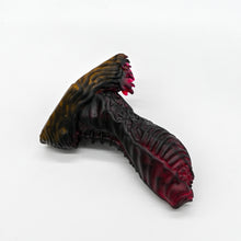 Load image into Gallery viewer, X2SJY47 Shin Small 0030 UV GITD
