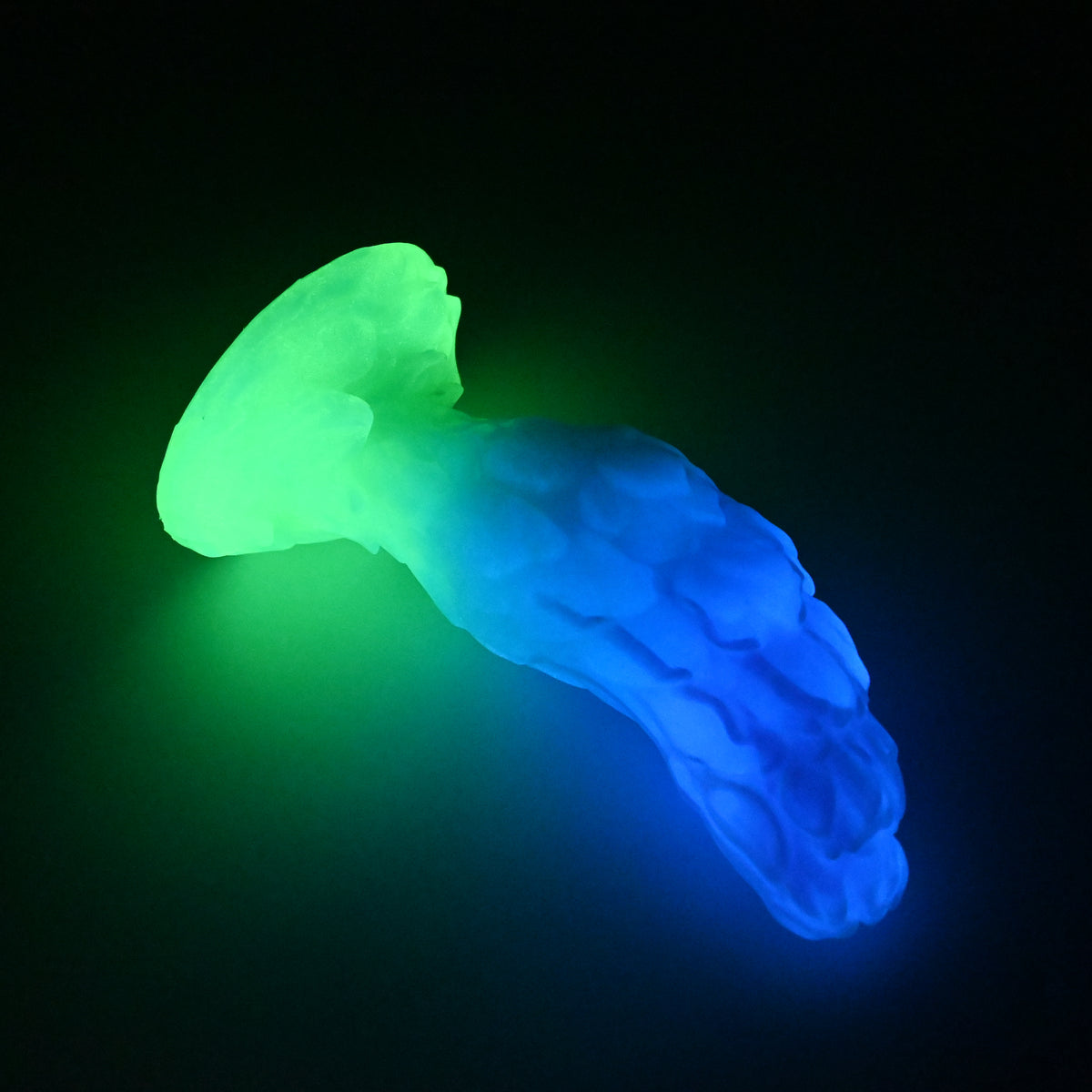 B3SJX24 Flora Medium 0030 UV GITD CS